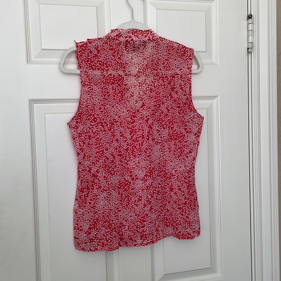 Jones New York Signature Red with White Polka Dots Sleeveless Ruffle Top - Picture 7 of 8